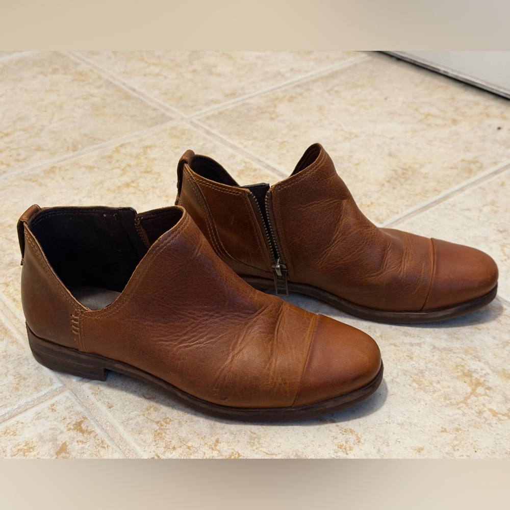 Timberland Somers Leather Ankle
Booties Women Size 6.5